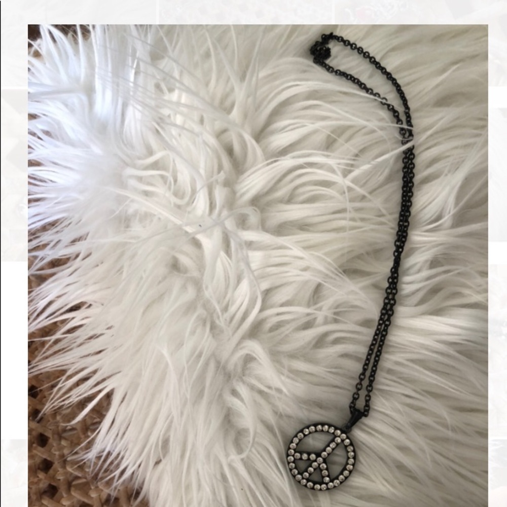 Early 2000’s Peace Sign Necklace ✌🏼